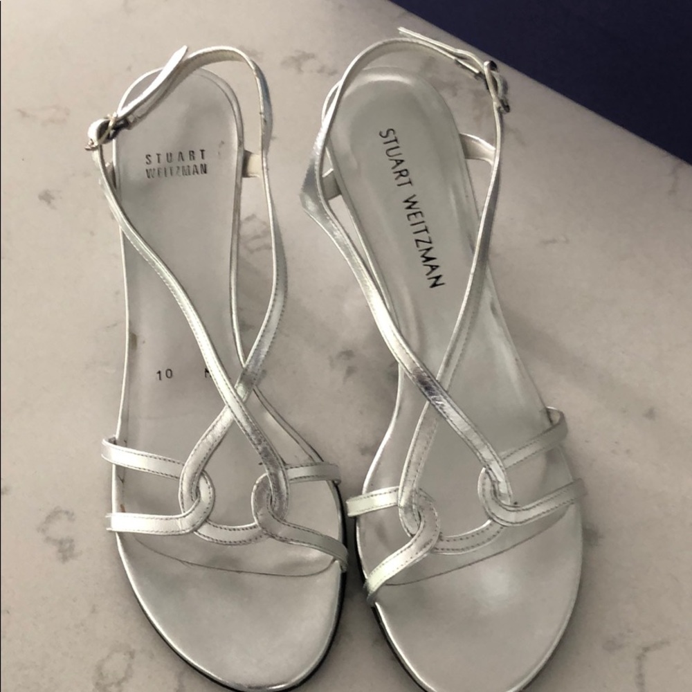 Stuart Weizmann Reversal Sandals. Size 10B.